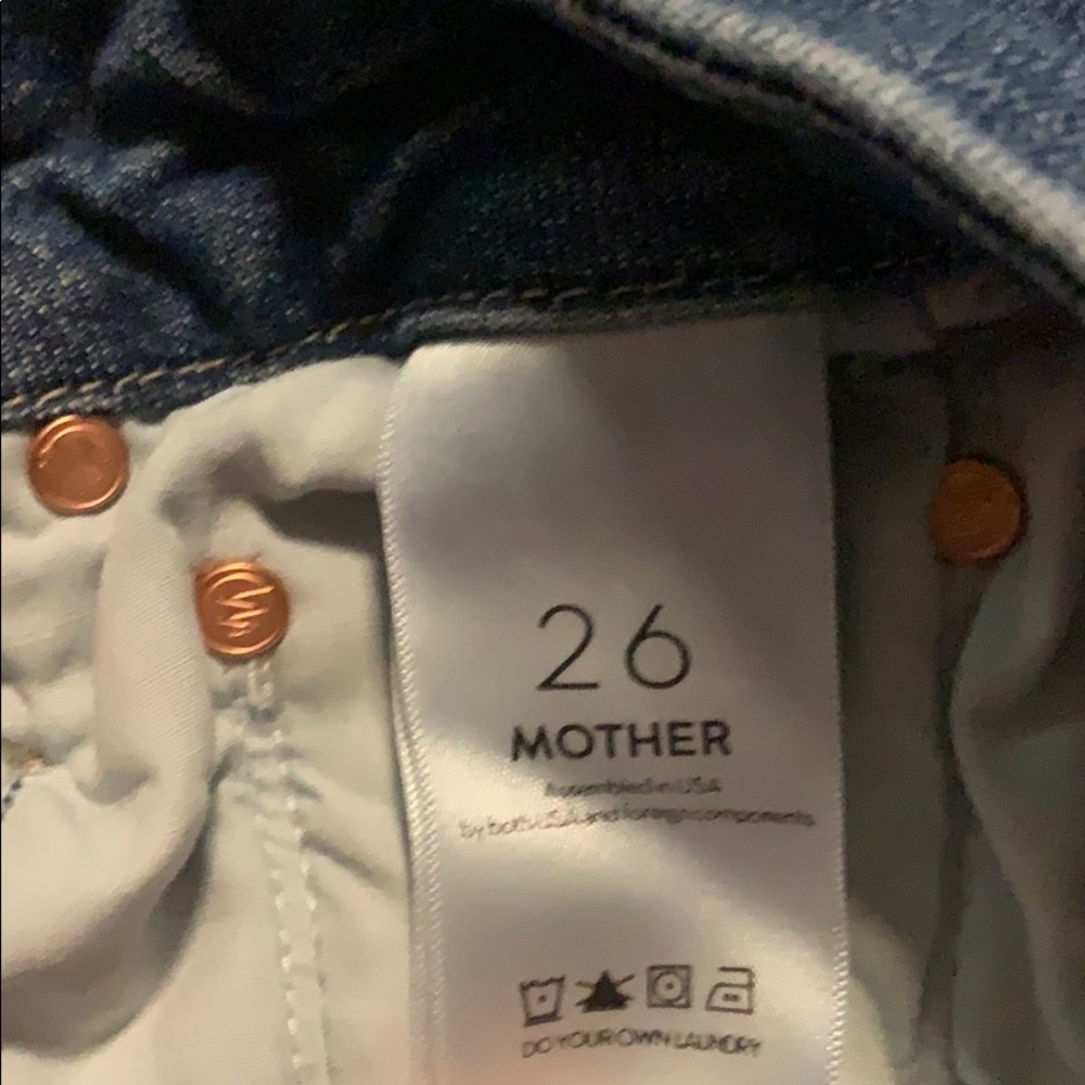 Mother jeans size 26 style number 1411-546